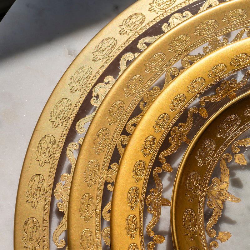 Arte Italica & Crown Linen Designs | Vetro Gold Salad & Dessert Plate