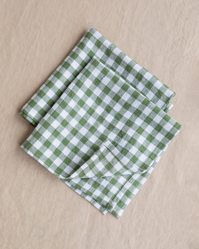 MagicLinen - Set of 2 linen napkins in matcha green, featuring a green and white checkered pattern, perfect for versatile table decor.