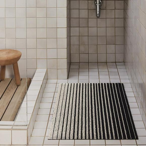 Chilewich | Domino Shag Mats - Black + White - 24" x 36"