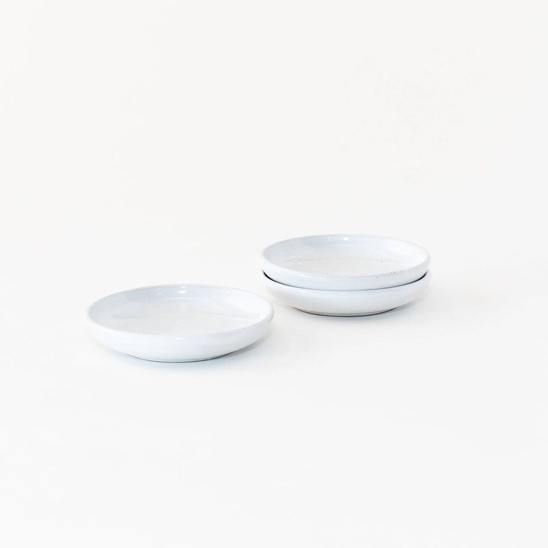Sarah Kersten - Olive Dish: Basin Collection: Yosemite. A stack of elegant, versatile white dishes from the Basin Collection, ideal for appetizers or sides, 6 diameter.
