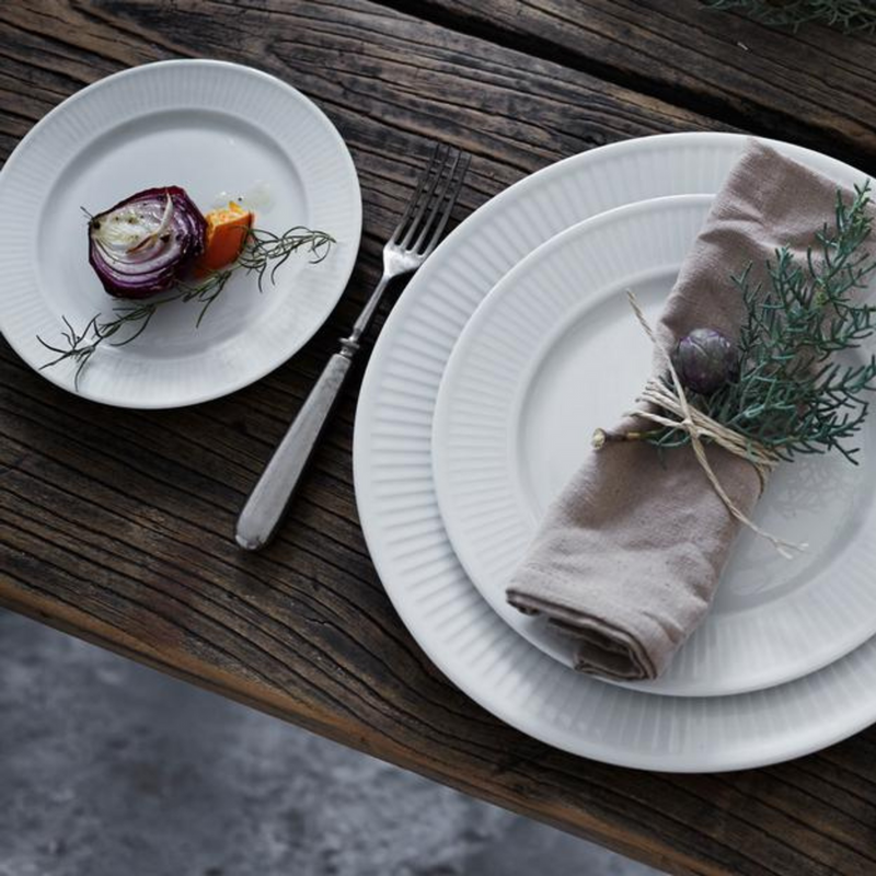 Pillivuyt | Plisse Plate, 12.25 inches