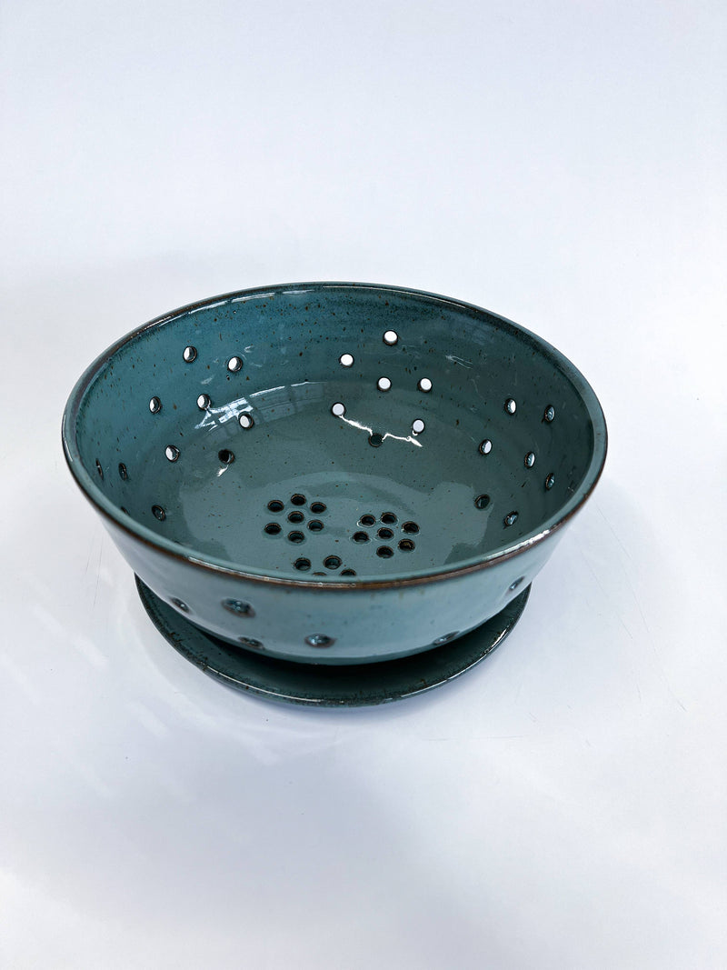RachaelPots - Large Berry Bowl With Dish: Dark Blue