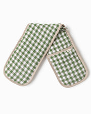MagicLinen - Double oven mitt in forest green gingham pattern, designed for heat protection, made from excess linen as part of a zero-waste initiative.