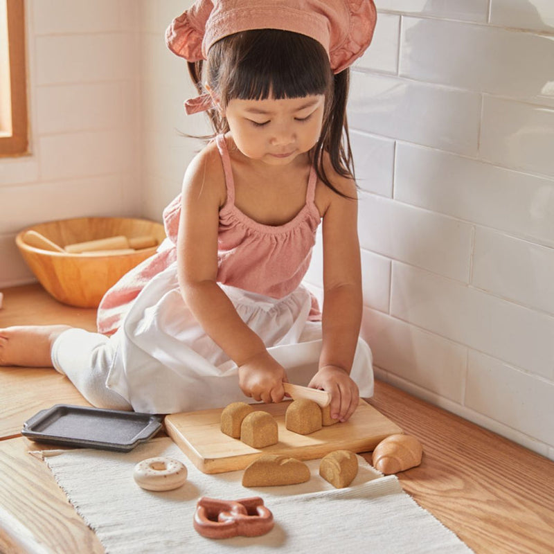 PlanToys | Wooden Pretend-Play Bread Set for Kids