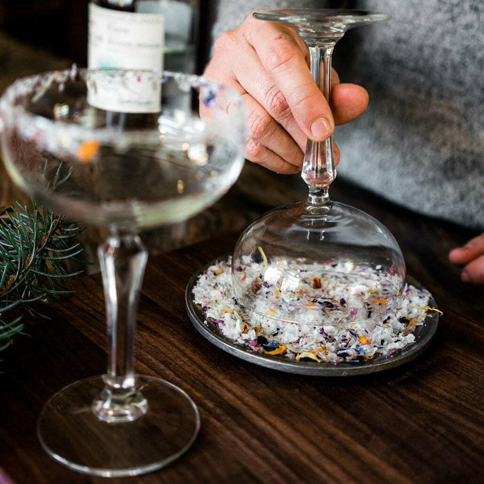 Flouwer Co. | Floral Garnishing Salt.