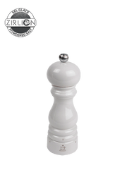 Peugeot | Paris U'Select Salt Mill, Pearl Grey, 18 cm, features an adjustable knob and Zirconia mechanism for fine powdered salt, reflecting elegance and functionality.