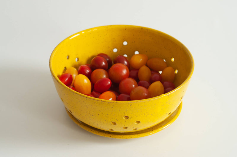 RachaelPots - Large Berry Bowl With Dish: Sage