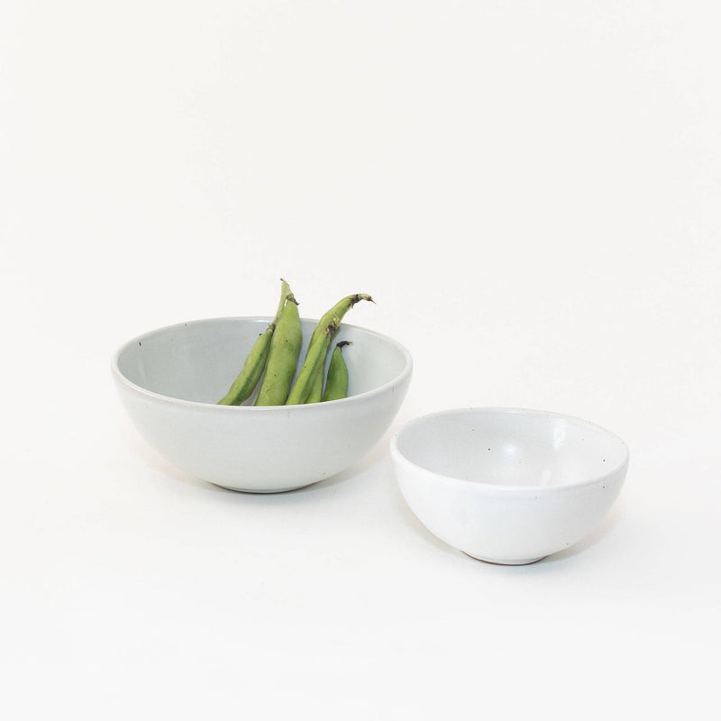Sarah Kersten - Ramen Bowl: Klamath Wheat, a versatile ceramic bowl ideal for noodles, salads, or side dishes, shown with beans inside.