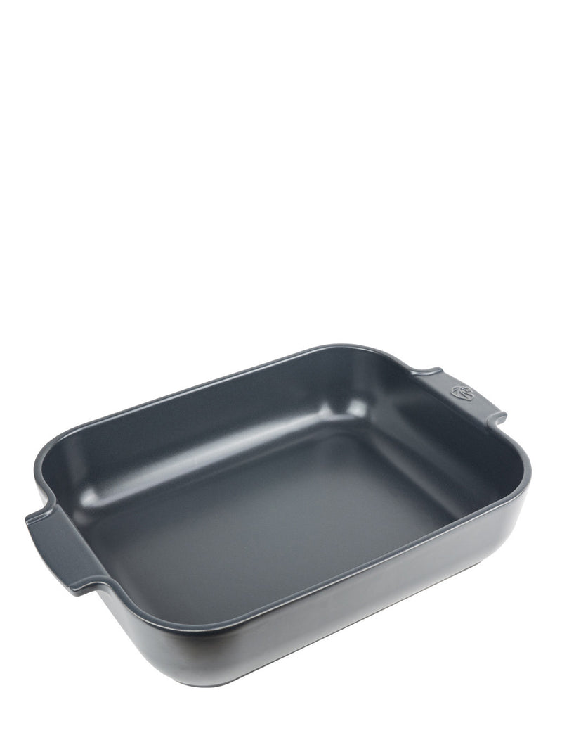 Peugeot | Appolia Rectangular Baking Dish, Slate: A durable, non-stick dish ideal for roasting or baking, featuring short handles for easy handling.