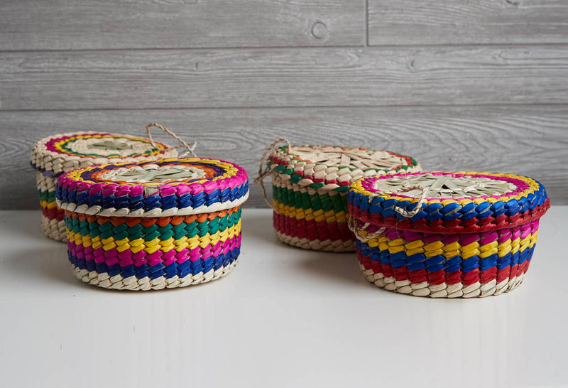 Verve Culture - Mexican Woven Palm Tortilla Basket: Blue and White, hand-woven, colorful, perfect for keeping tortillas warm during meals. Unique design with natural palm leaf fibers.