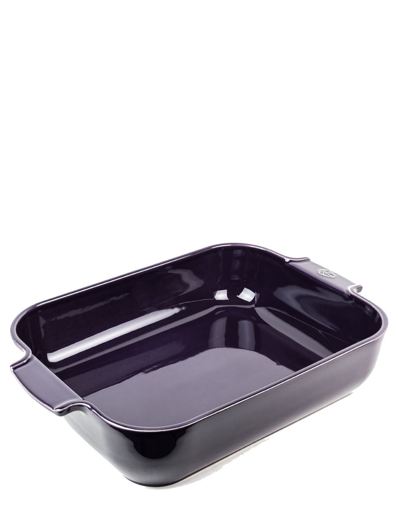 Peugeot | Appolia Rectangular Baking Dish, Eggplant: A 40 cm ceramic dish with built-in handles, ideal for even heat distribution and maintaining warmth, crafted in Brittany.