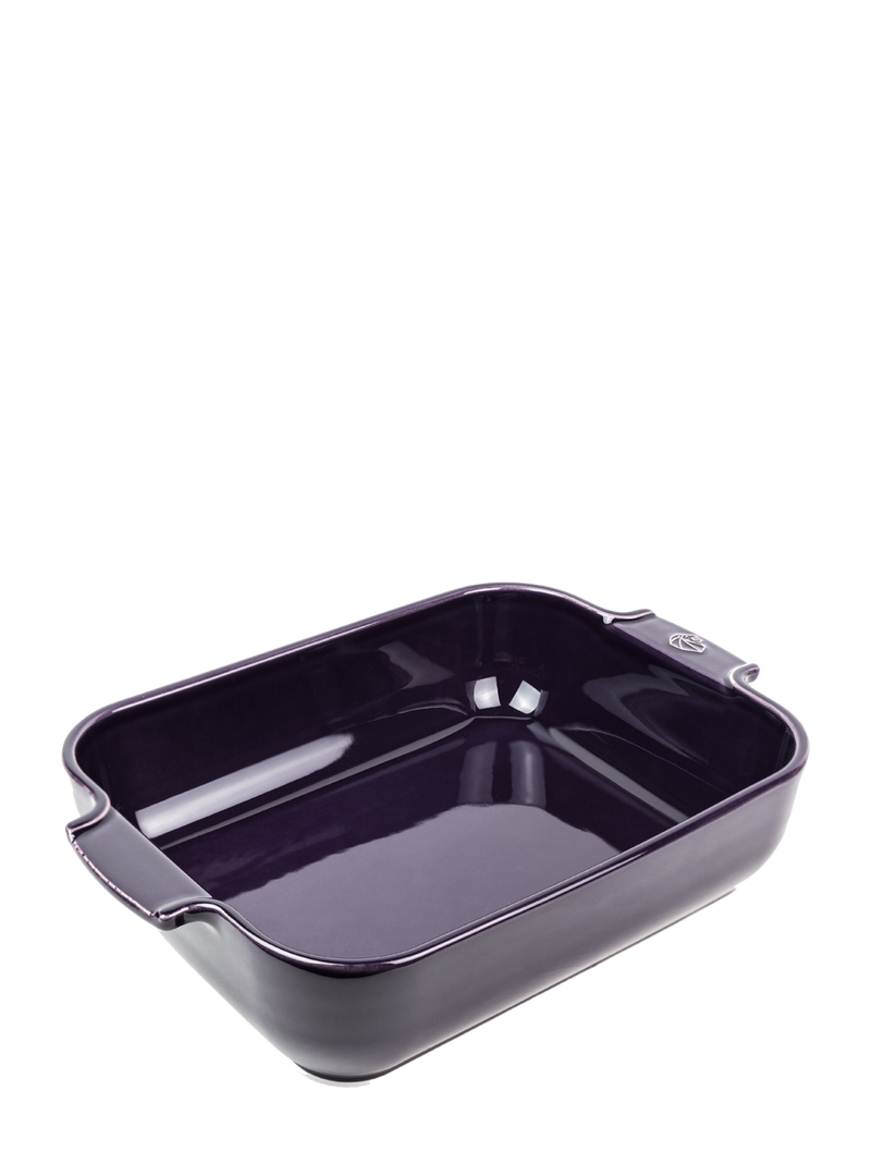 Peugeot | Appolia Rectangular Baking Dish, Eggplant, featuring deep sides and wide handles for easy grip, ideal for casseroles, lasagnas, and roasts.