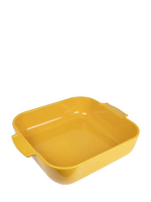 Peugeot | Appolia Square Baking Dish 14 inches in saffron yellow with built-in handles, ideal for even cooking of meats, fish, and gratins.