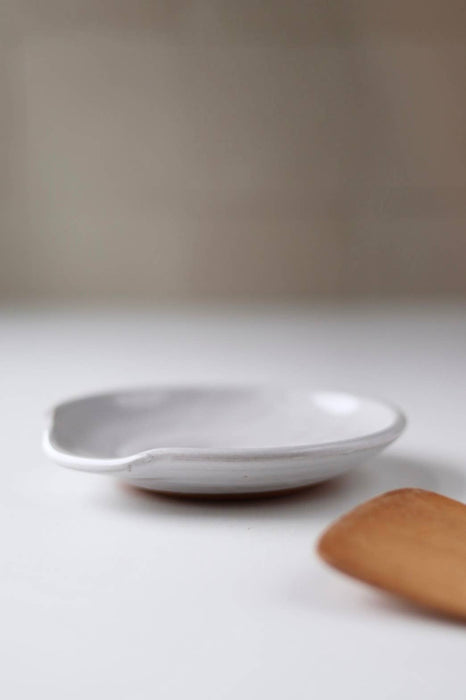 Gravesco Pottery | Handmade Pottery Spoon Rest in White