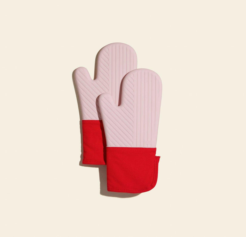 GIR | Oven Mitts - Slate: A pair of silicone and cotton terry oven mitts designed for safe, comfortable handling of hot dishes in the kitchen.