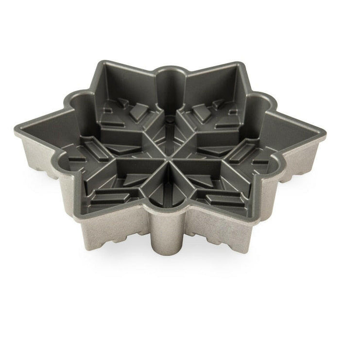 Nordic Ware | Snowflake Pan.