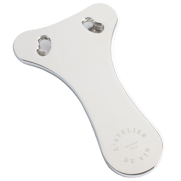 L'Atelier du Vin - USA - Chromed Foil Cutter for Wine Bottles, featuring two hardened steel blades and keyhole openings for precise foil cutting.