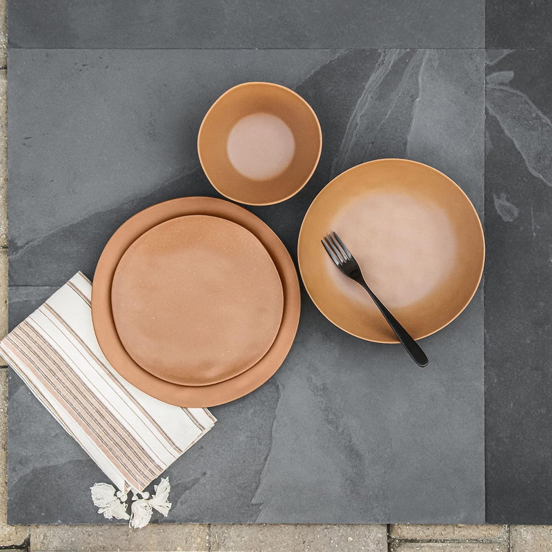 TarHong | Planta Matte Salad Plate - Black, shatterproof and scratch-resistant, made from plant material, ideal for outdoor dining. Set of six with organic edges, 9.1 diameter.