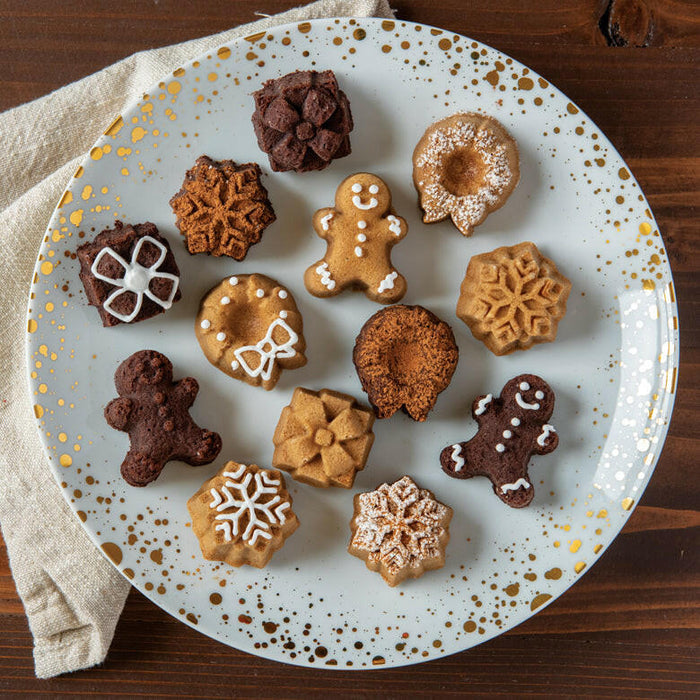 Nordic Ware | Holiday Teacakes Cakelet Pan.