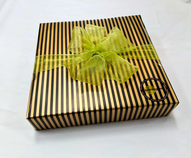 Annie Glass | Starburst Gold Star Plate