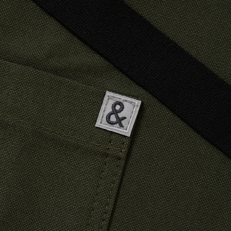 Hedley & Bennett Bistro Half Apron, Olive Green — construction detail