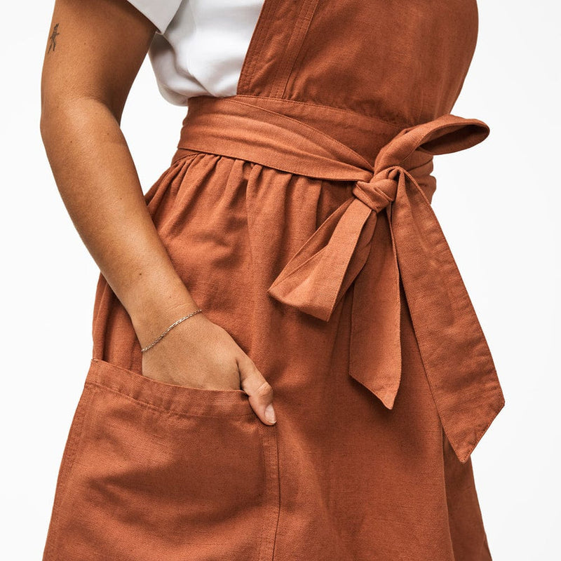 Hedley & Bennett | Pinafore Apron, Vintage Caviar