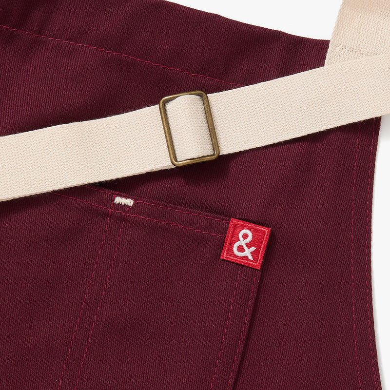 Hedley & Bennett Essential Apron, House Red — construction detail