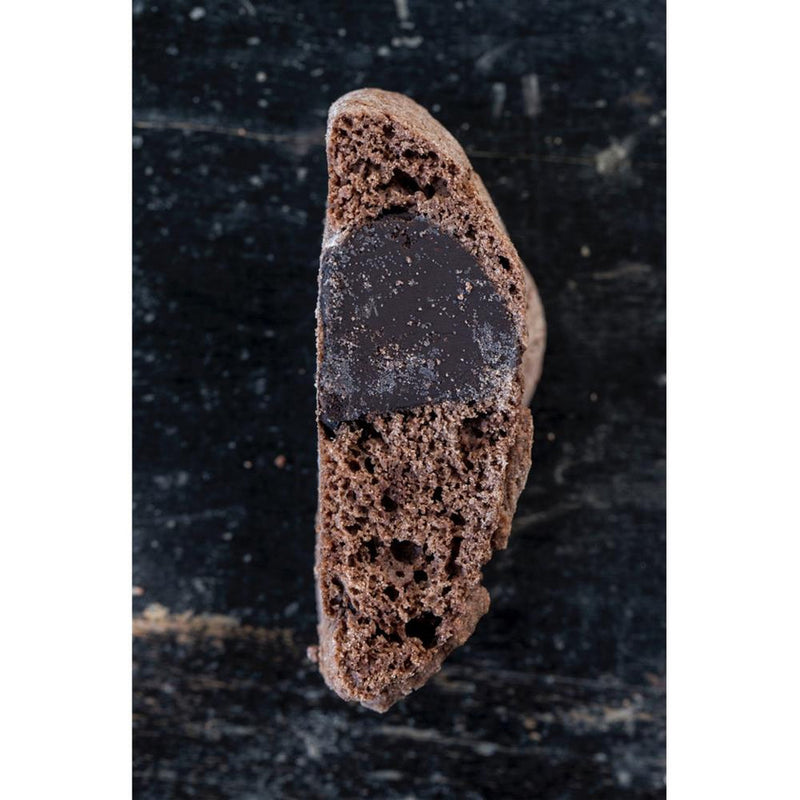 Zia Pia | Biscotti by Fratelli Lunardi - Lemon, showcasing a close-up of traditional biscotti with a chocolate filling, exemplifying Tuscan craftsmanship.