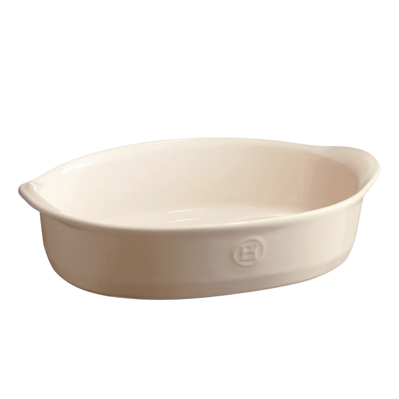 Emily Henry | The Right Baking Dish, Small Oval, Clay, ideal for lasagnas and gratins, 10.60 x 6.85 x 2.75, perfect for versatile baking.