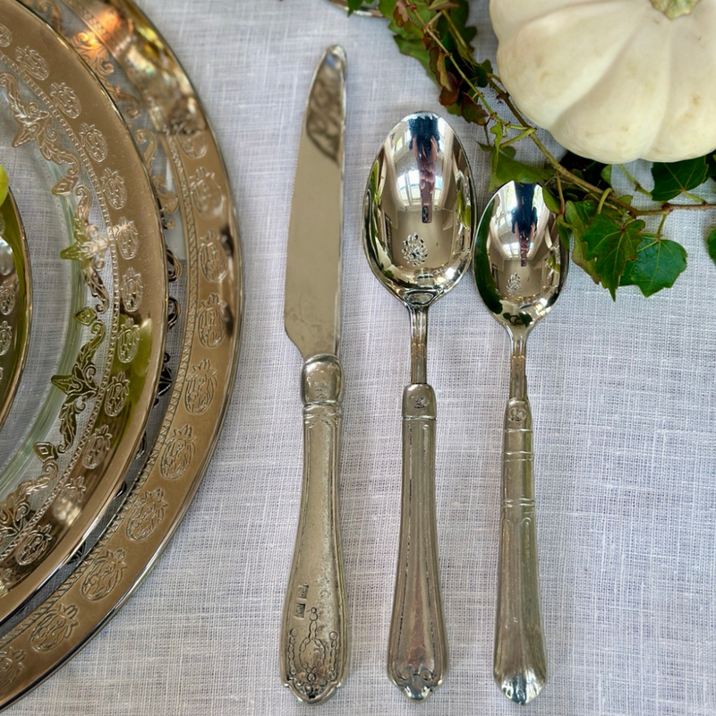 Arte Italica & Crown Linen Designs | Hotel Collection 5-Piece Place Setting