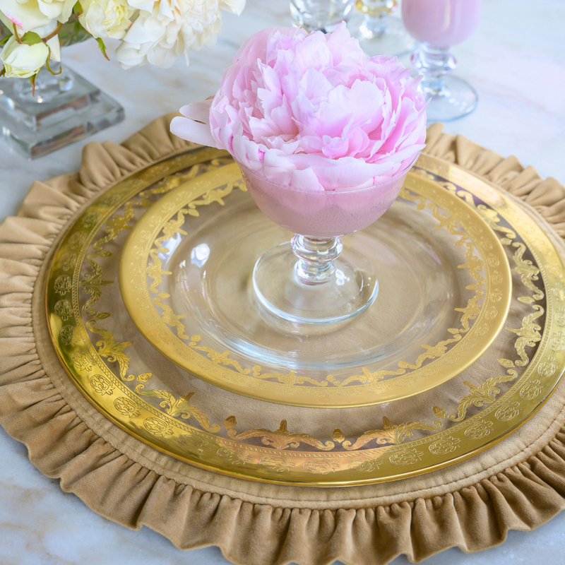 Arte Italica & Crown Linen Designs | Vetro Gold Salad & Dessert Plate