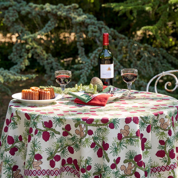 Couleur Nature | Squirrel and Pinecone Tablecloth, Red & Brown