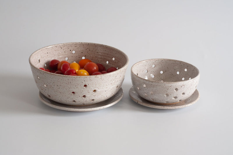 RachaelPots | Large Berry Bowl With Dish, White