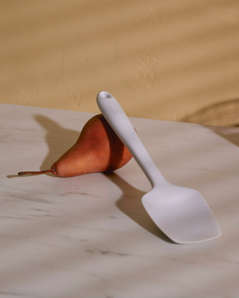 GIR Get It Right | GIR Skinny Spoonula, Studio White