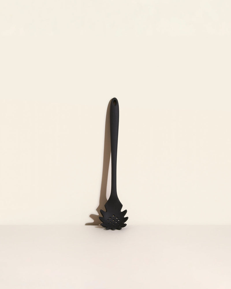 GIR Get It Right | GIR Spaghetti Spoon, Black