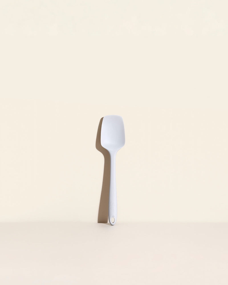 GIR Get It Right | GIR Skinny Spoonula, Studio White