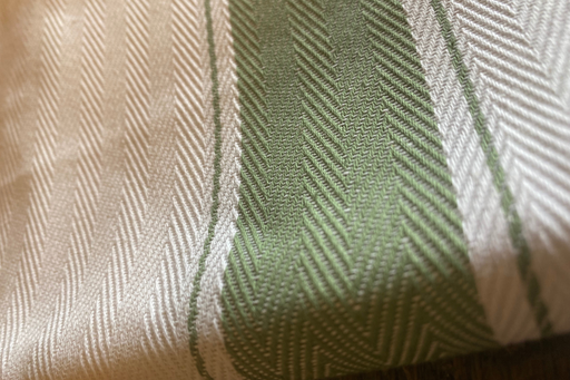 Baroni | Italian Kitchen Towel - Herringbone Green crafted from 100% cotton, showcasing an elegant herringbone weave, ideal for adding sophistication to daily kitchen tasks.