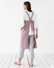 MagicLinen Japanese Cross-Back Linen Apron in Woodrose, L-XL. Features durable linen, unisex fit, and two side pockets for culinary or gardening use.