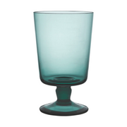 Match | Lando Goblets - Baltic Smooth: A handcrafted, mouth-blown glass ideal for stylishly serving drinks, combining modern elegance with a nod to Renaissance traditions.