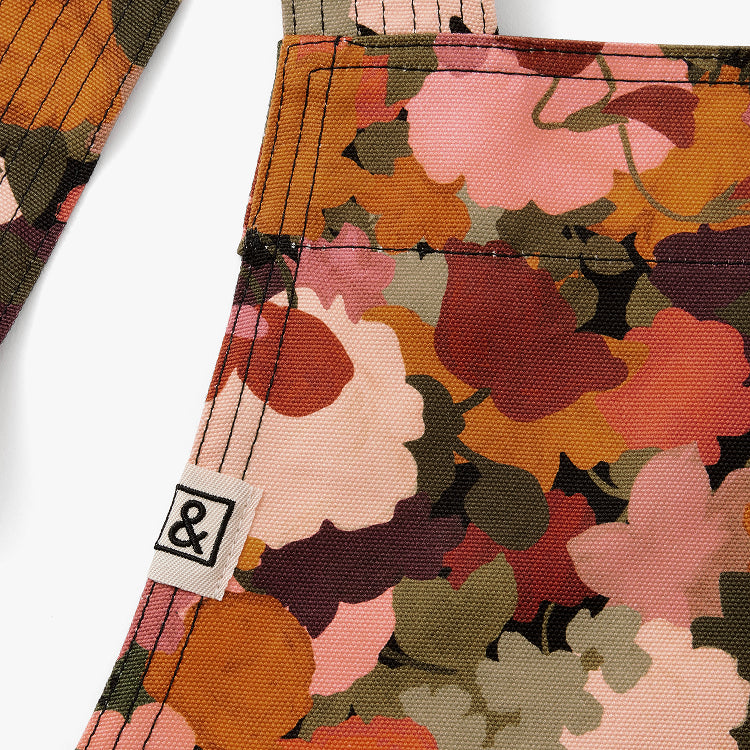 Hedley & Bennett Liberty Smock Apron, Little Merton — construction detail