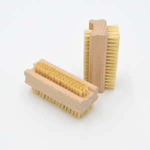Earth & Nest | Nail Brush