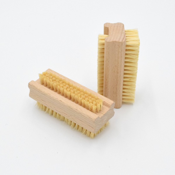 Earth & Nest | Nail Brush