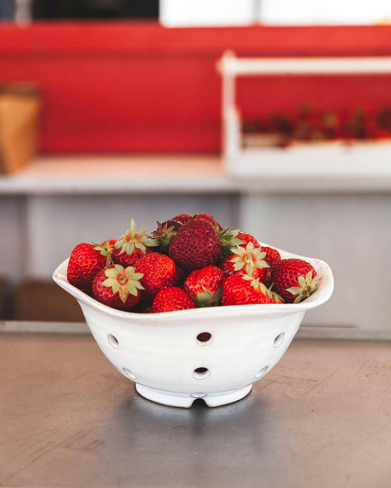 Farmhouse Pottery | Windrow Berry Bowl.