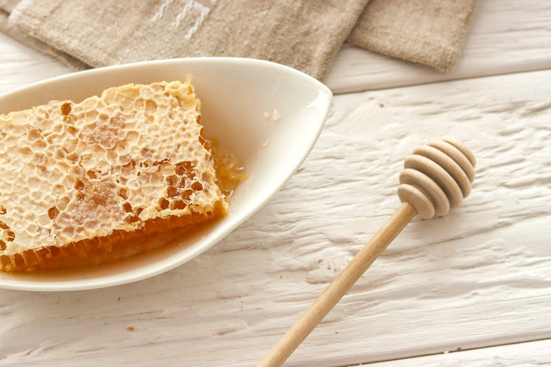 Etú HOME | Beechwood Bavarian Honey Dripper