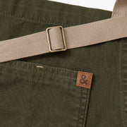 Hedley & Bennett Essential Apron, Vintage Wash Mosswood — construction detail