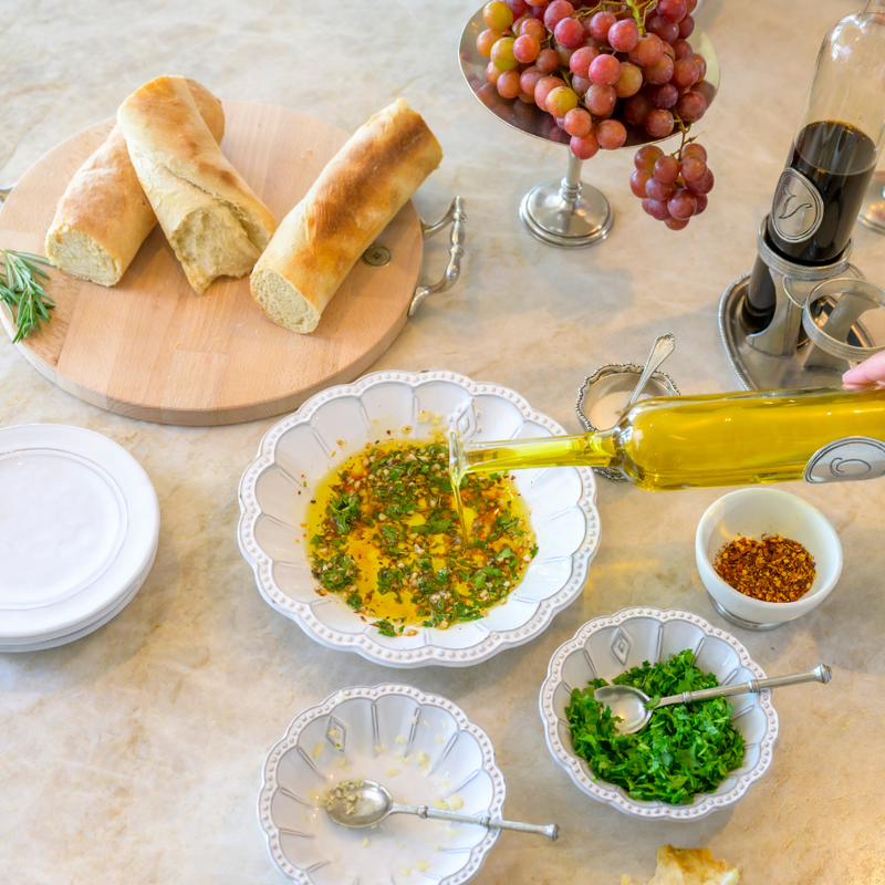 Arte Italica & Crown Linen Designs | Bella Bianca Medallion Pasta/Soup Bowl