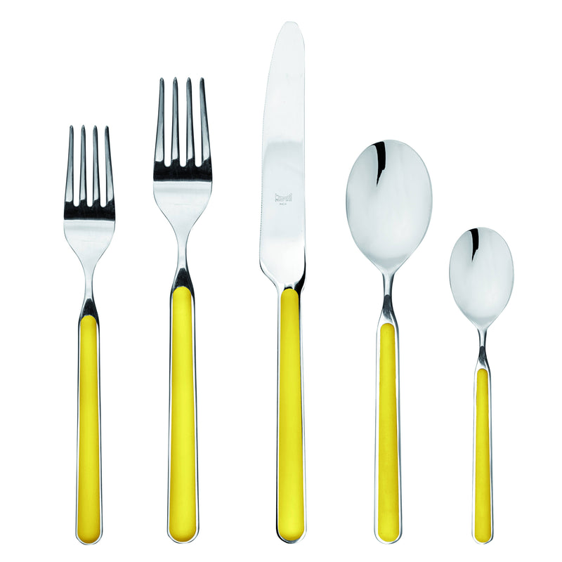 Mepra SPA - Place Set 5 Pcs Fantasia: Red, featuring elegant silverware with yellow handles, crafted from high-quality 18/10 stainless steel and resin, visible close-up.
