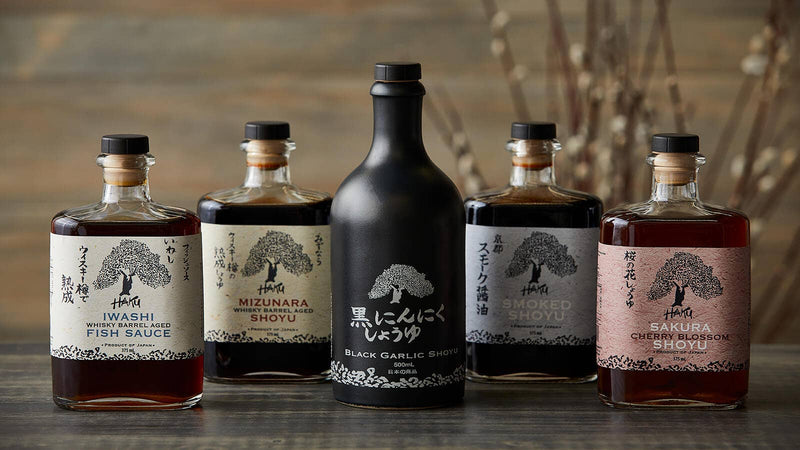 Mikuni Wild Harvest USA - Haku Smoked Shoyu, 375 ml glass bottle, featuring a unique cold-smoked process with Mizunara Hard Wood for a distinctive flavor.