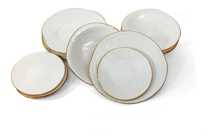 Novita | Mediterraneo Soup & Pasta Stoneware Bowl - White, showcasing a stack of elegantly crafted ceramic bowls ideal for enhancing dining experiences.