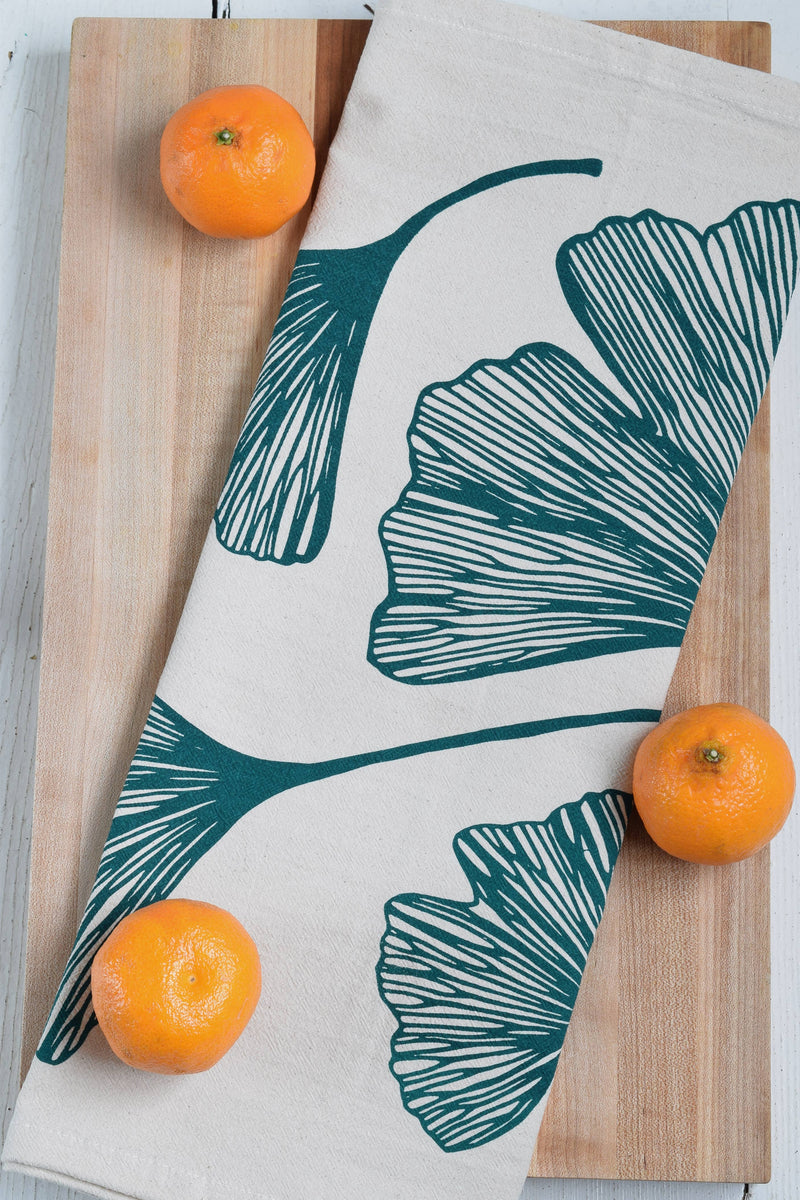 Hearth and Harrow  | Ginkgo Leaf Tea Towel in Green - Organic Cotton - Natural